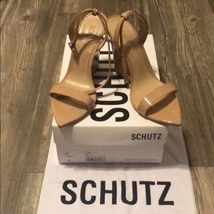 SCHUTZ Nude/Tan Patent Leather Wedge Sandals